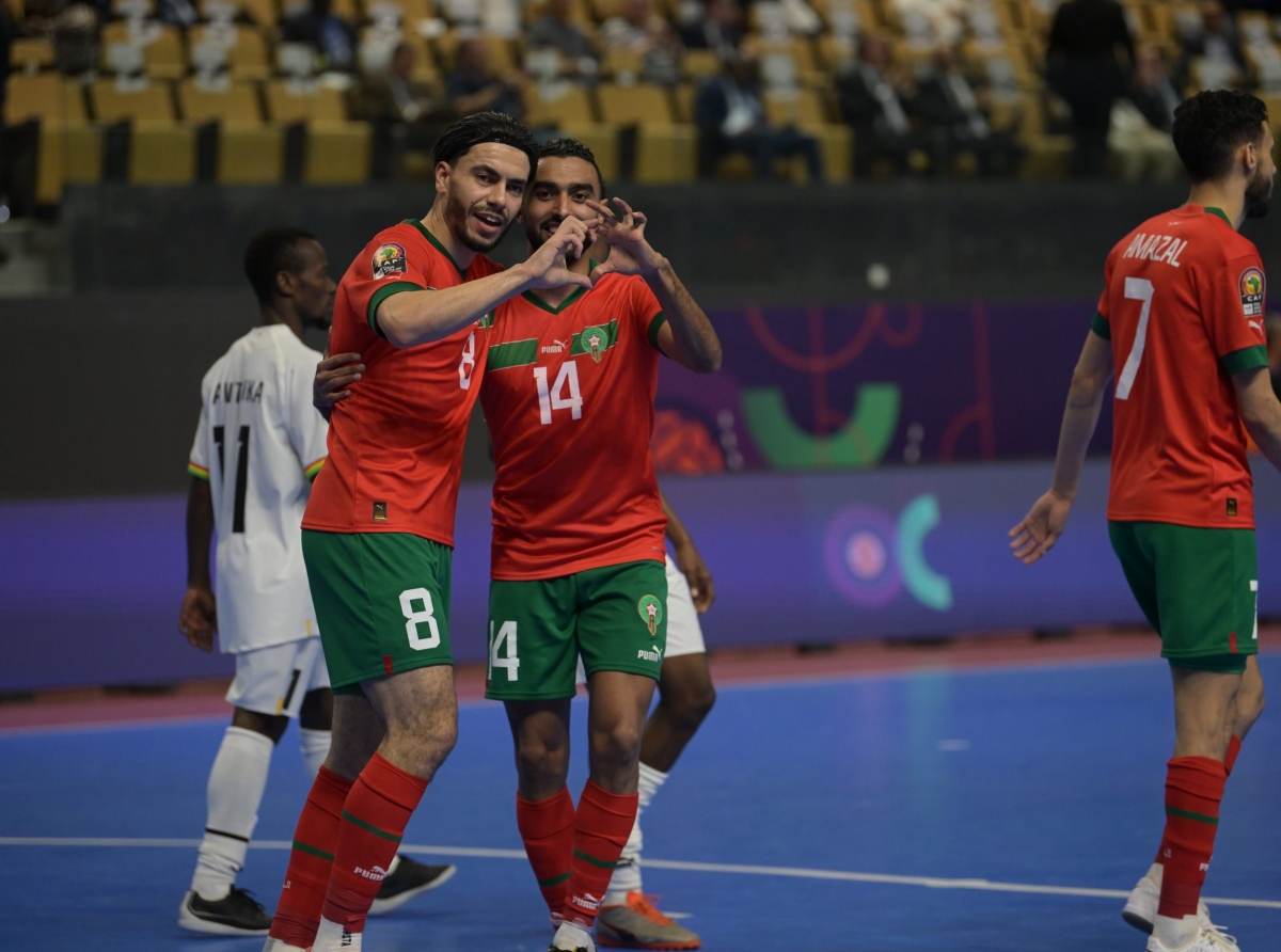 المنتخب الوطني لكرة القدم داخل القاعة يفوز على غانا والكاف تختار بلال البقالي احسن لاعب في المقابلة