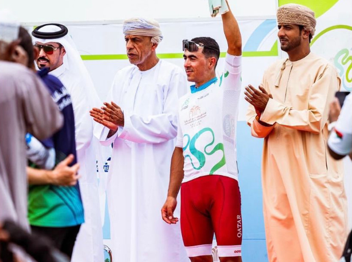 طواف صلالة العماني: الدراج المغربي إبراهيم الصباحي يفوز بالقميص الأبيض ويحل ثانيا في الترتيب العام النهائي.