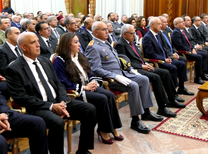 والي الدارالبيضاء سطات يترأس مراسيم الاستماع للخطاب الملكي بمناسبة الذكرى 49 للمسيرة الخضراء
