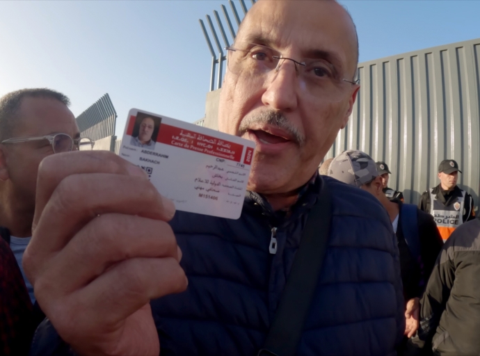 فضيحة رياضية مدوية: بطاقة الملاعب تُقصي الصحفيين وتسقط شرعية بطاقة الصحافة المهنية 